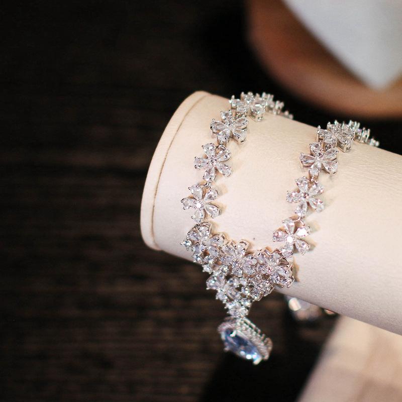 2Pcs Imitation Moissanite Diamond Jewelry Set New Weeding Luxury Flower Pendant Necklace Female Earrings Set Gift To Woman