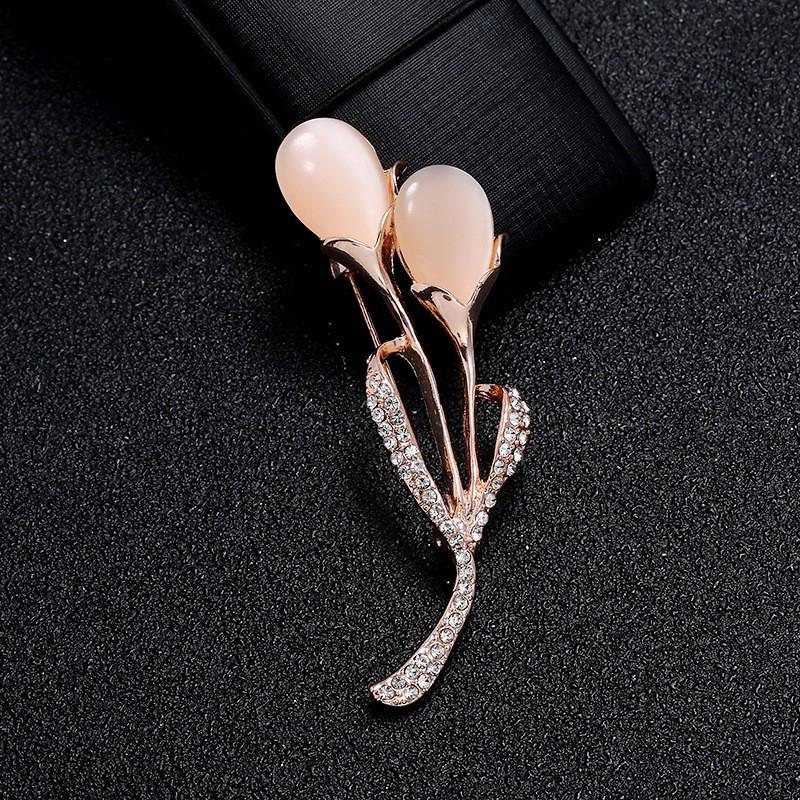 New Alloy Brooch High-end Sense Niche Women Spot High-end Pin Coat Suit High-end Versatile Corsage