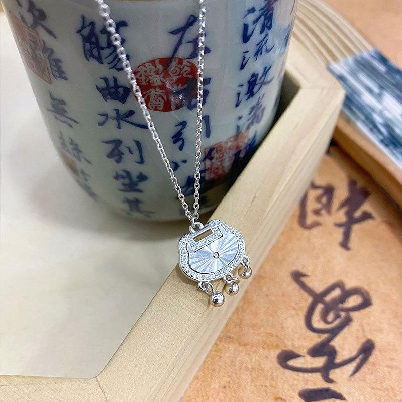 

Ожерелье с кисточками Ping An Lock, длинное, стильное украшение на шею, новый китайский стиль, элегантный темперамент, легкая роскошь и ощущение высокого класса