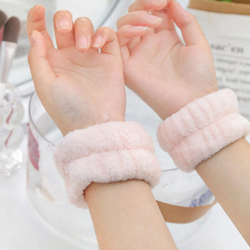

1 pair of ultra-fine fiber water-proof wrist wash bands (2 pieces)