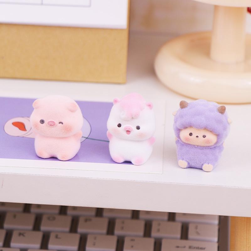 Adorable Kindergarten Mini Ornaments for Desktop Decoration