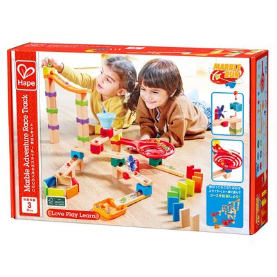 Hape Rolling Makeover Slider Conjunto básico para maiores de 3 anos Brinquedo de declive de madeira E8862