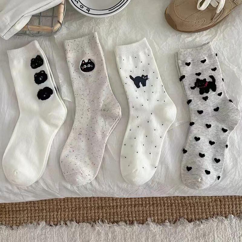 1/4Pairs Kawaii Cartoon Cat Socks Winter Women Girls Warm High Quality Fashion Middle Tube Socks Soft Comfortable Cotton Socks