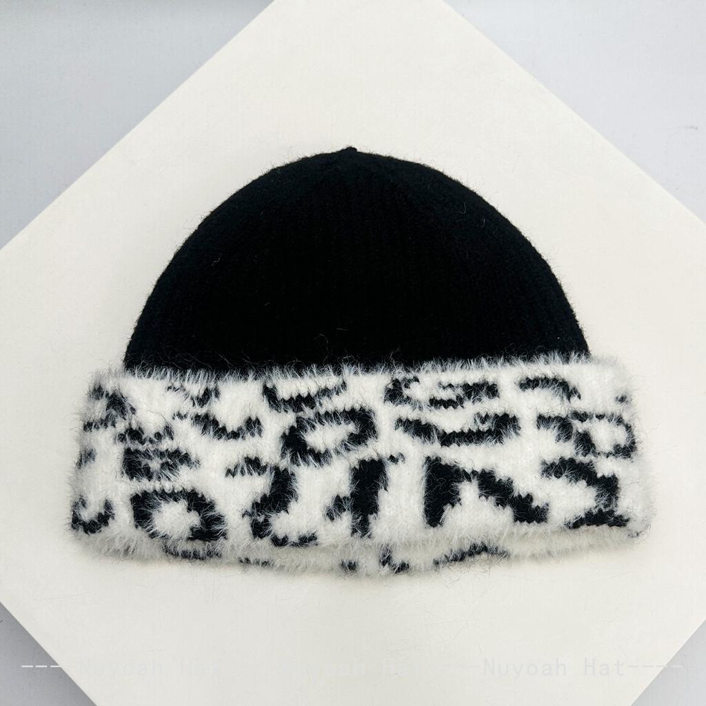 New Men Women Color Block Retro Letters Knitted Hats Warm Casual Fashion Korean Beanies Outdoor Versatile Travel Personal Niche