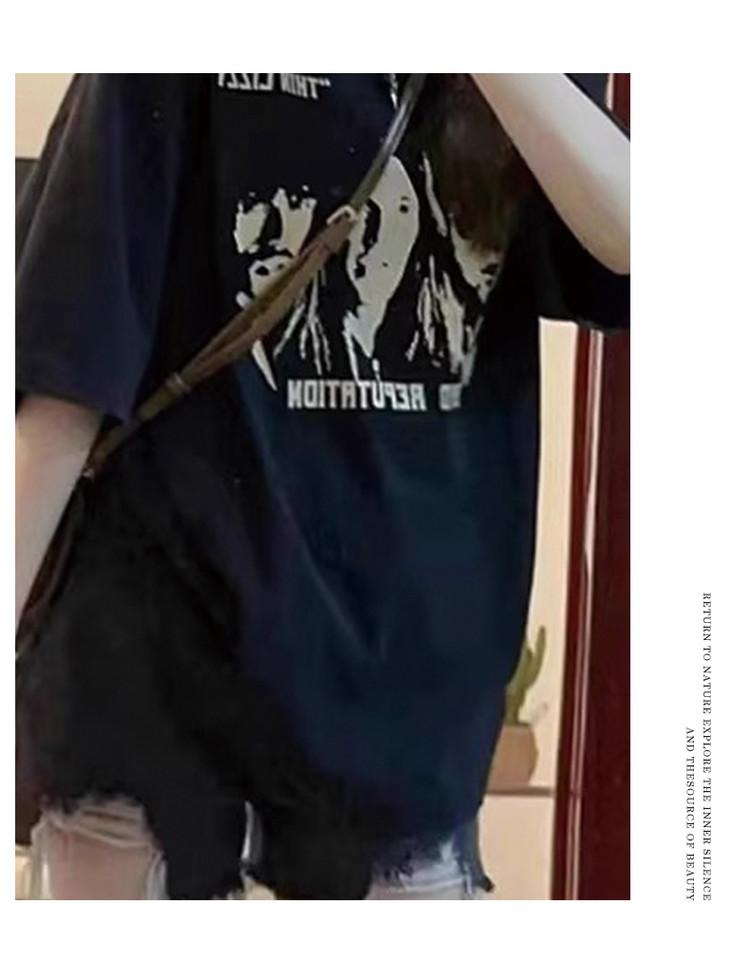 Loose and Slimming Short-sleeved T-shirt for Women
