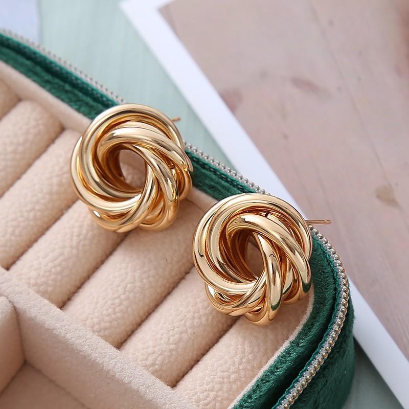 

New Trend Geometric Metal Winding Twist Gold Color Flower Stud Earrings for Female Punk Temperament Zircon Wholesale Girl Gift
