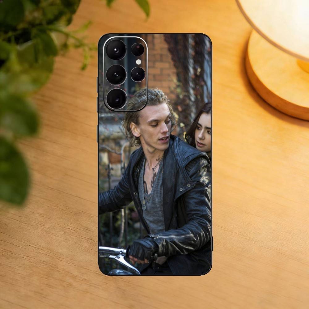 Look Jamie C-Campbell Bower phone Case For Samsung S25,24,21,22,23,30,Ultra,20,Plus,Fe,Lite,Note Soft Black Cover