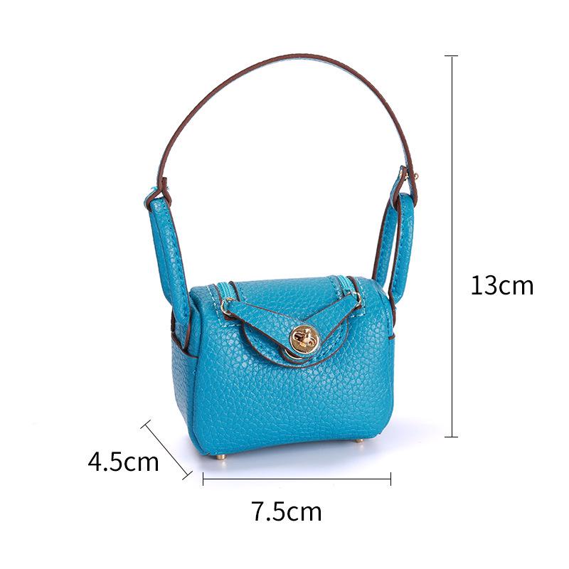 Geantă Mini de Modă pentru Femei: Breloc auto cu căști drăguțe și pandantiv plic roșu