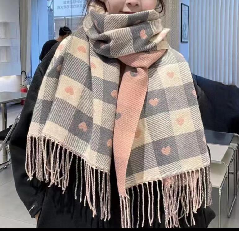 Korean version of wool plaid scarf women's winter new fashion versatile thickened warm student couple plush scarf men