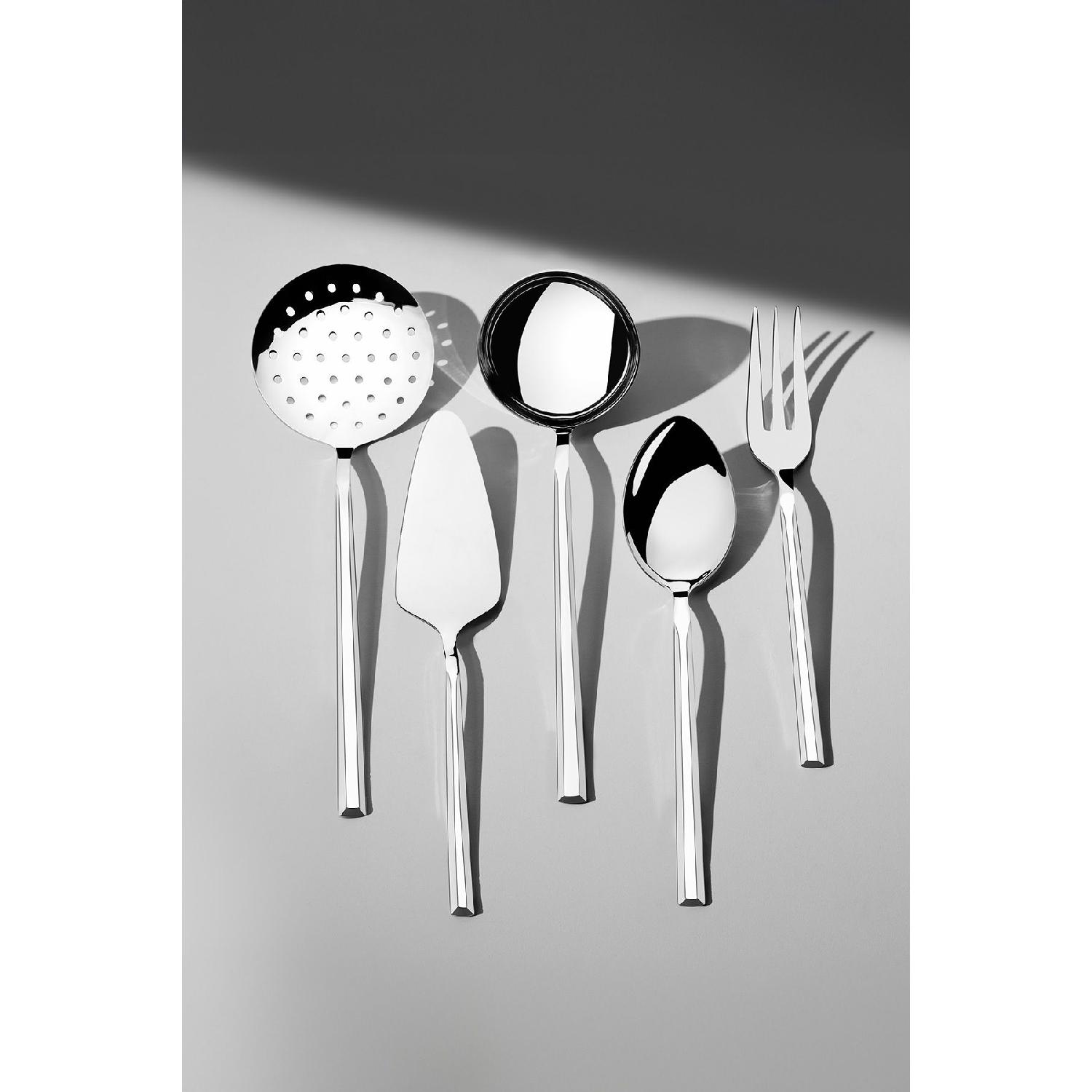 

Milano Simple 5 Piece Stainless Steel Serving Set чистый
