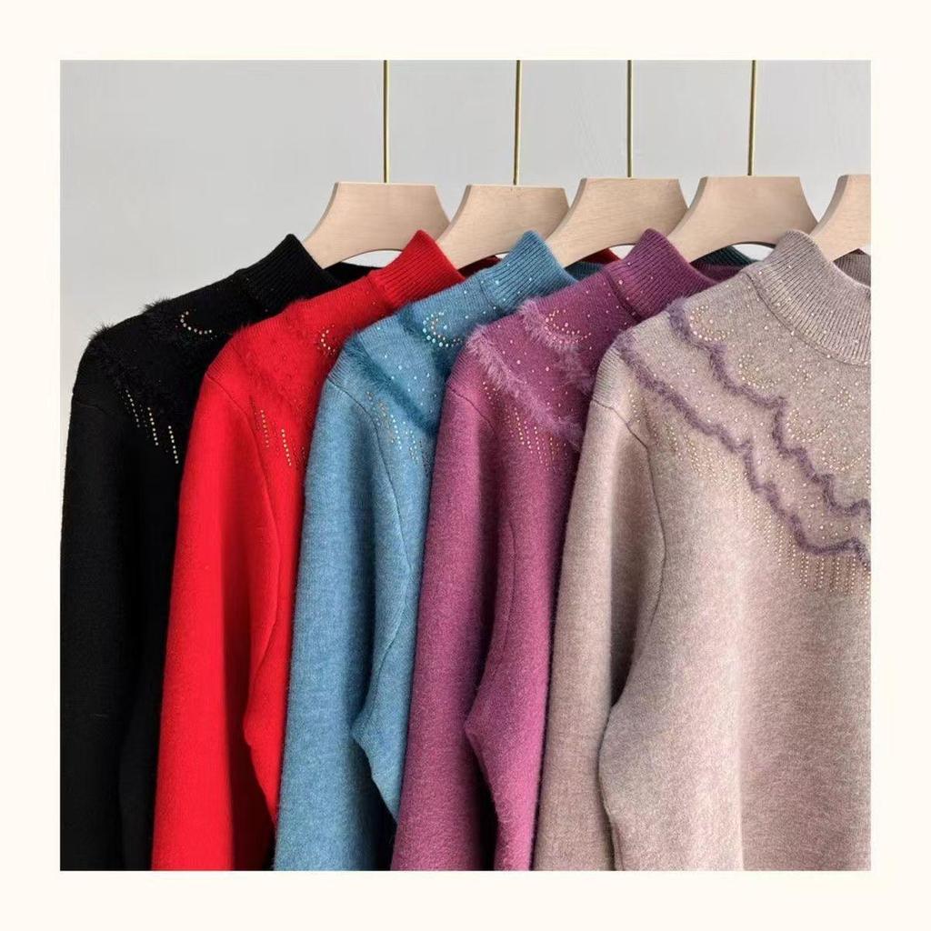 Dámský zimní svetr s polovičním vysokým límcem a silným fleecem - Módní volný střih