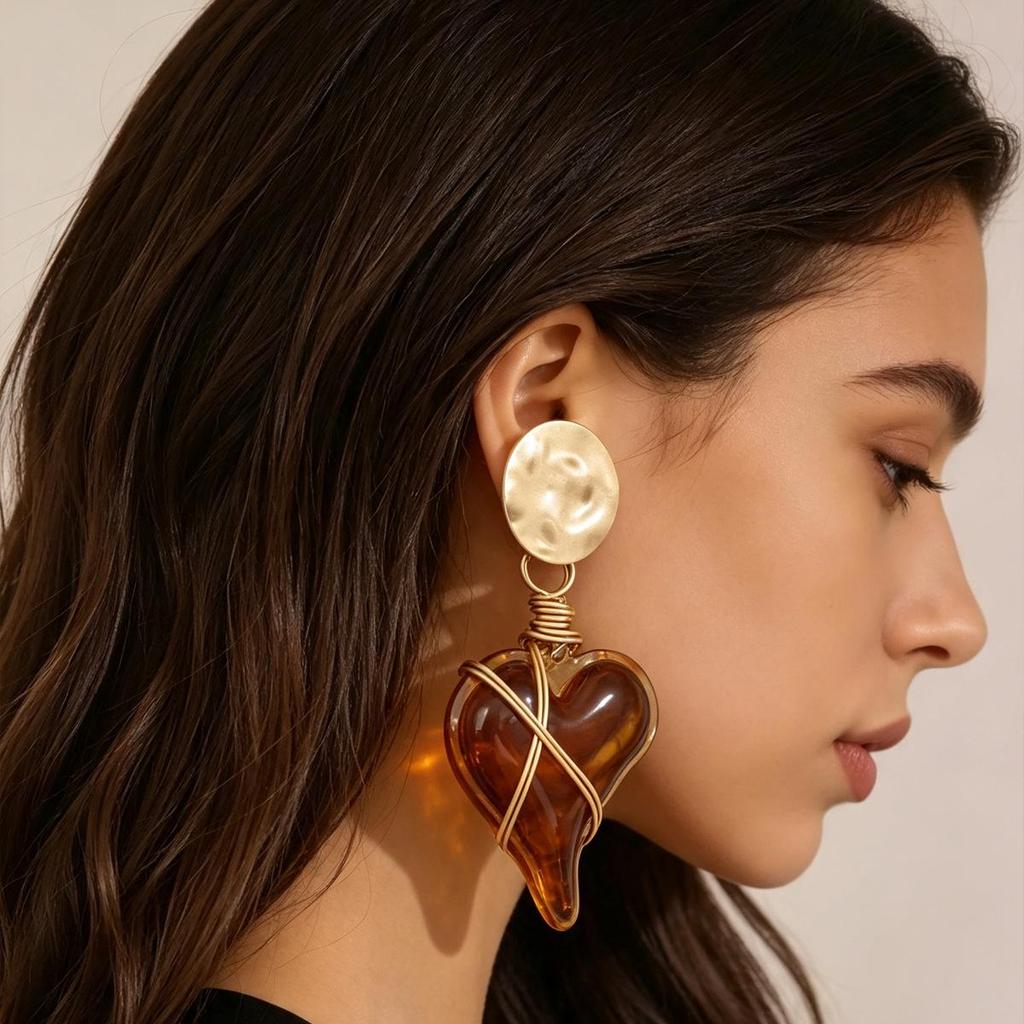 Elegant Gold Wire-Wrapped Brown Heart Stud Earrings - Versatile European & American Style