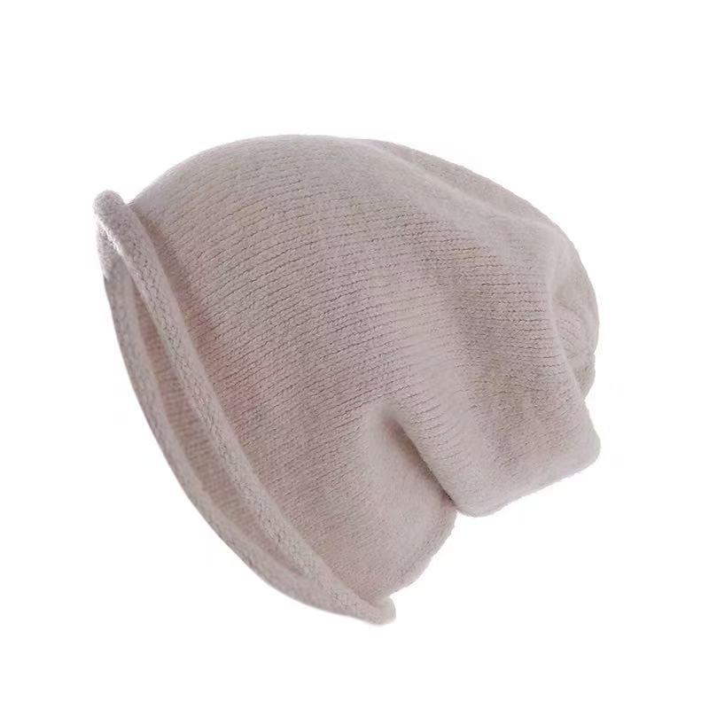 Women's Large Head Beanie: Autumn/Winter Breathable Loose Knit Hat for a Slimming Look.
