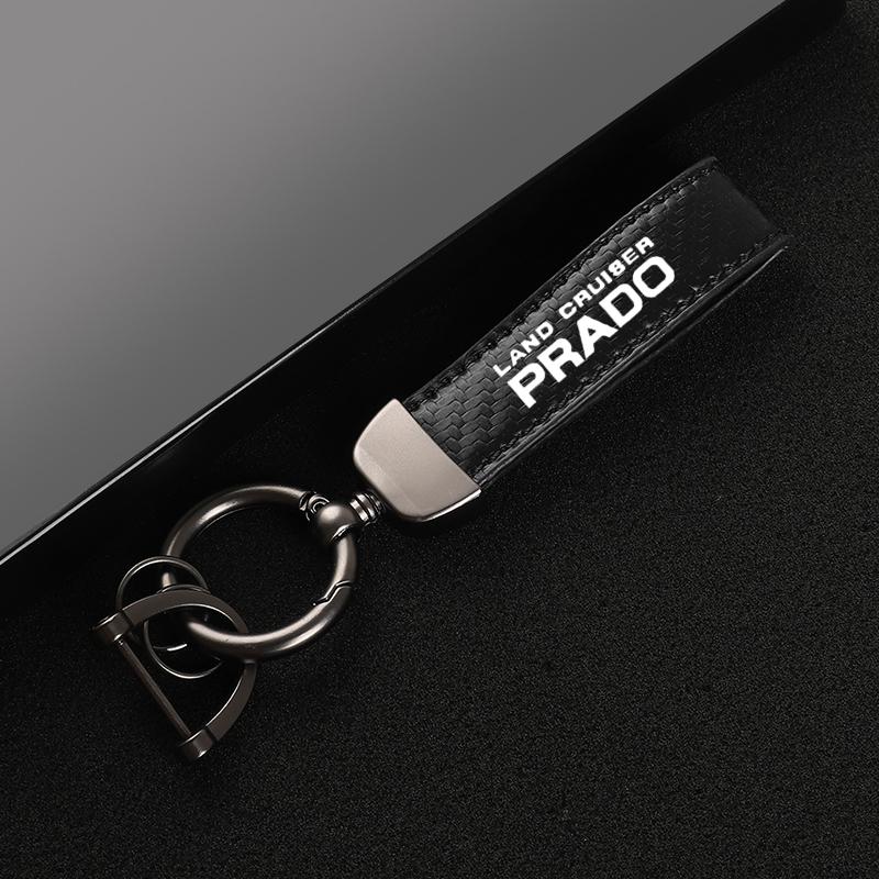 

Leather car keychain Horseshoe Buckle Jewelry for Toyota Prado 120 Fj150 Land Cruiser with logo car Accessories