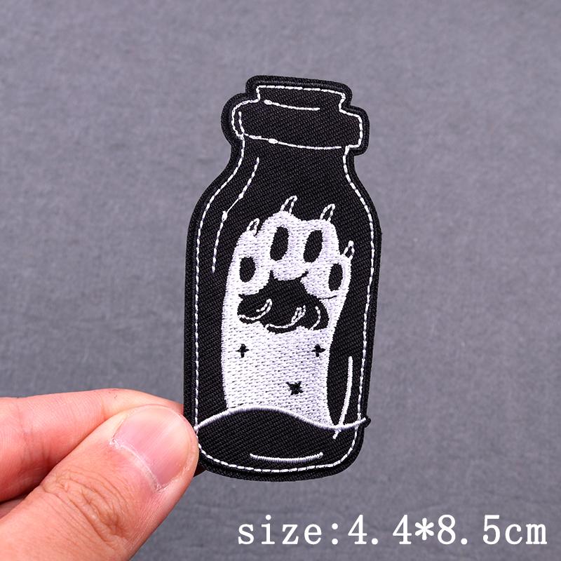 Skull Punk Embroidery Patches For Clothing Hip Hop Animal Patch Iron On Patches On Clothes Heart Sexy Patch For Clothes Stickers