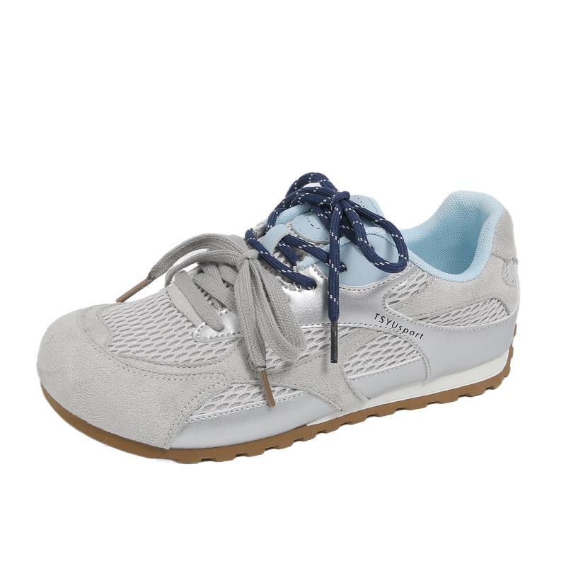 2025 Little White Shoes Women's Autumn New Korean Version Ins Female Students' Leisure Sports Versatile Board Shoes Street Shot T01