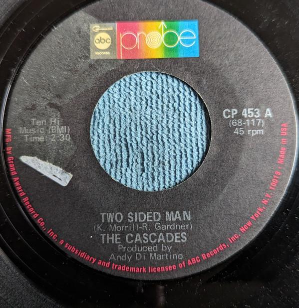 

7-дюймовая пластинка CASCADES - Two Sided Man / Everyone Is Blossom 45CP453 Probe US Pop Б/У