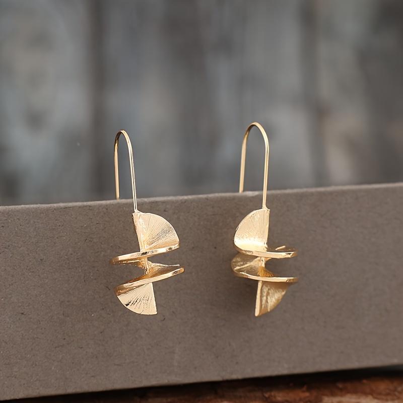 2Pcs/Pairs Fashion Innovation Simple Golden Rotating Design Dangle Earrings Vintage Bohemia Jewelry