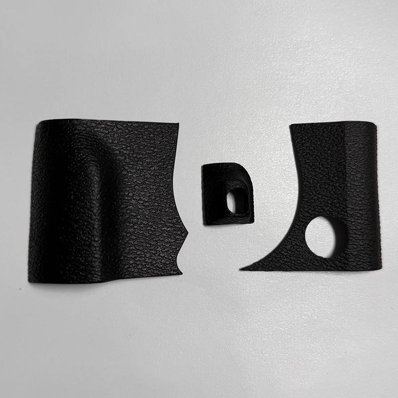 

A Set of 3PCS New original body rubber with glue (Grip+thumb+front)repair parts For Fujifilm X-T30 XT30 Camera чорний