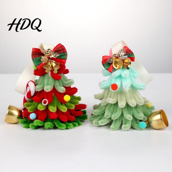 Festive Tabletop Centerpieces Mini Pipe Cleaner Christmas Tree Ornament Handmade Chenille Stem Xmas Miniature Gifts Craft with Bells Holiday Hanging