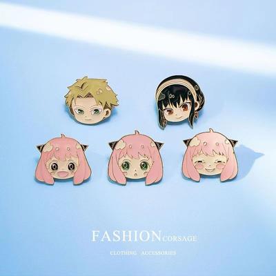 SPY×FAMILY Metal Badges, a Set of Five In Total.