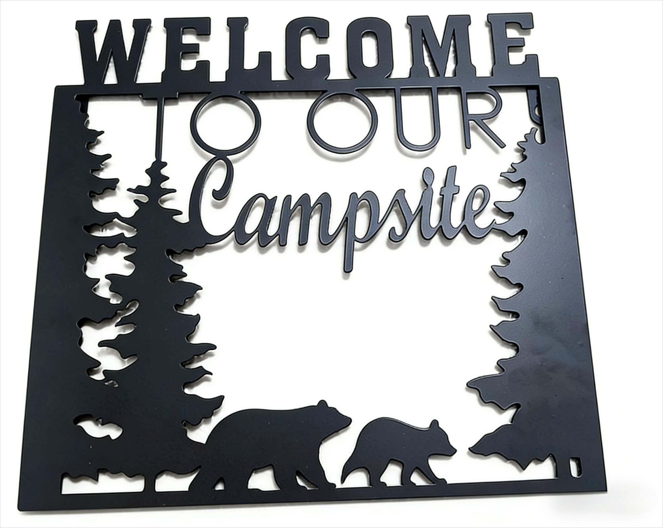 Sweet Home Welcome Campsite Sign Metal Wall Art with Leaf Wreath Rustic Farmhouse Wall Decor for Door Room Entryway Decoration