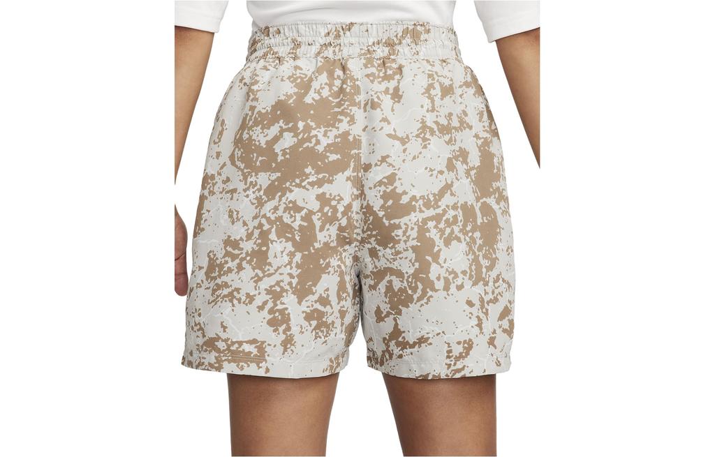Nike Women's Shorts FB7862-012