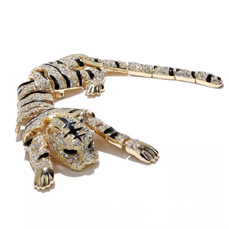 

Tiger Brooch Beauty Party Animal Rhinestone Brooch Pin Christmas Gifts Unisex