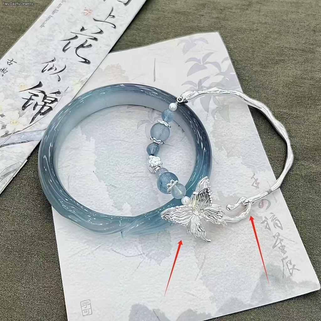 Baroque Pearl Drawstring Bracelet: Women's Light Luxury, Irregular Design, Exquisite Handcrafted Jewelry.