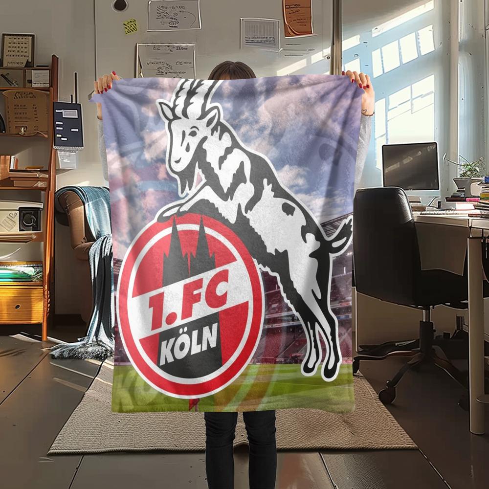 Kolonia, wzór Koc Flanelowy, Wysoka jakość, Wygodny na każdą porę roku, Wystrój domu, Ciepło i komfort, Idealny na prezenty.