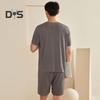 2 Teile/satz Männer Pyjamas Set O-Ausschnitt Kurzarm T-shirt Elastische Taille Shorts Set Einfarbig Hause Kleidung Anzug