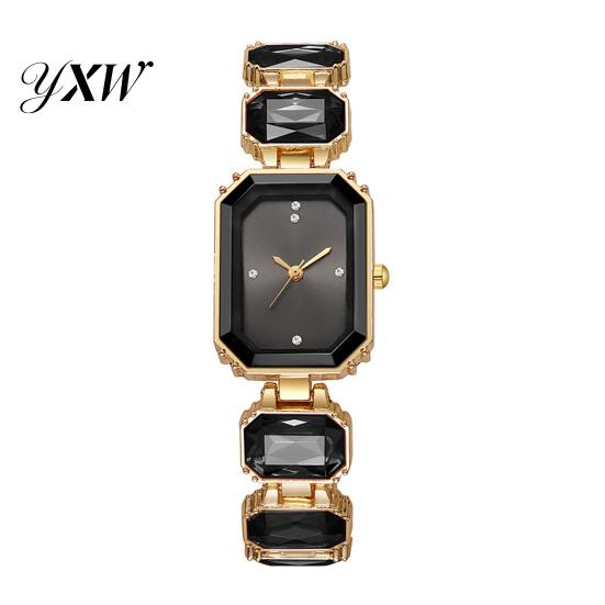 Date Night Uhr für Damen Armband Quarz Funkelnder Strass Rechteckiges Zifferblatt Faux Diamant Armbanduhr Elegante Schmuck Uhr