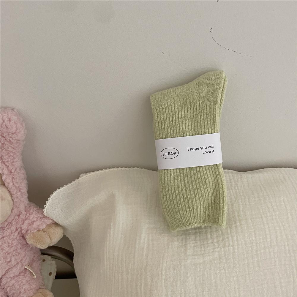 Dámské podzimní a zimní nové jednobarevné vlněné zahuštěné teplé ponožky Yuezi s trubkovým vlasem