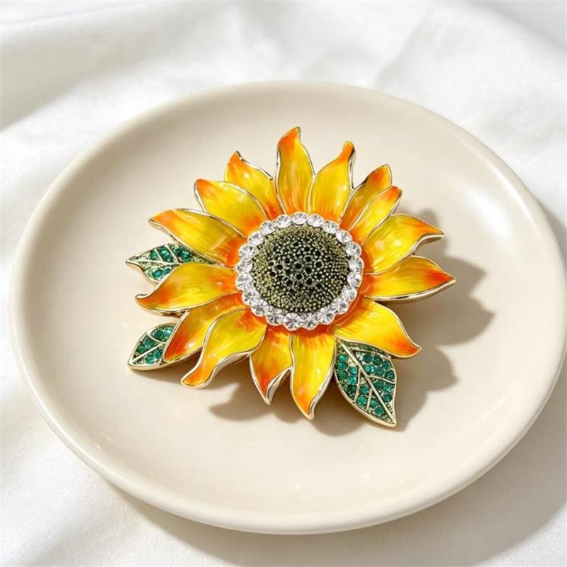 Lovely Sunflower Brooch for Women Men Flower Plant Pins Brooches Jewelry Trendy Accessories Party Gift