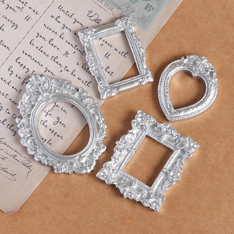 

4Pcs Retro Baroque Resin Simulation Mini Relief Small Photo Frame European Picture Frame Exquisite Relief Dollhouse Ornament A4