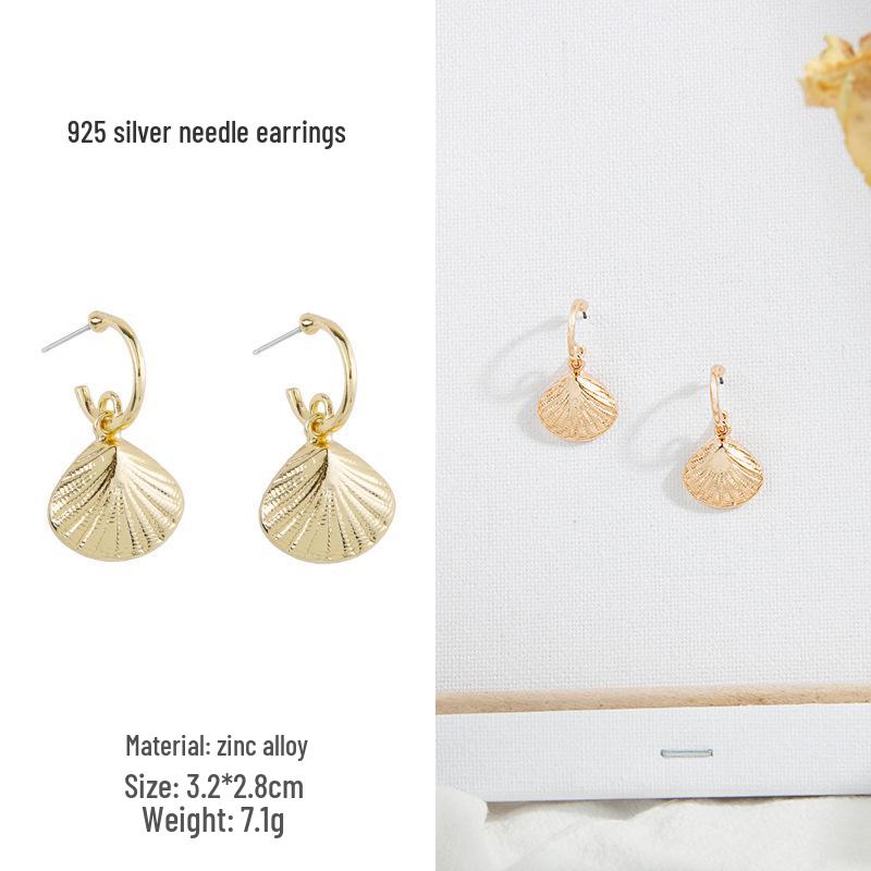 Elegant C-Shaped Gold & Silver Shell Earrings - 2022 American & European Style