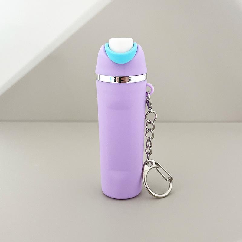 Llavero Copa Rey Hielo: Colgante Stanley versátil para pintalabios o para colgar en la mochila