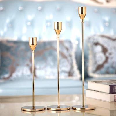 1 set Suport de lumânare din metal european Sfeșnic rafinat Candelabre Decor de nuntă de aur de epocă Decor pentru sufragerie