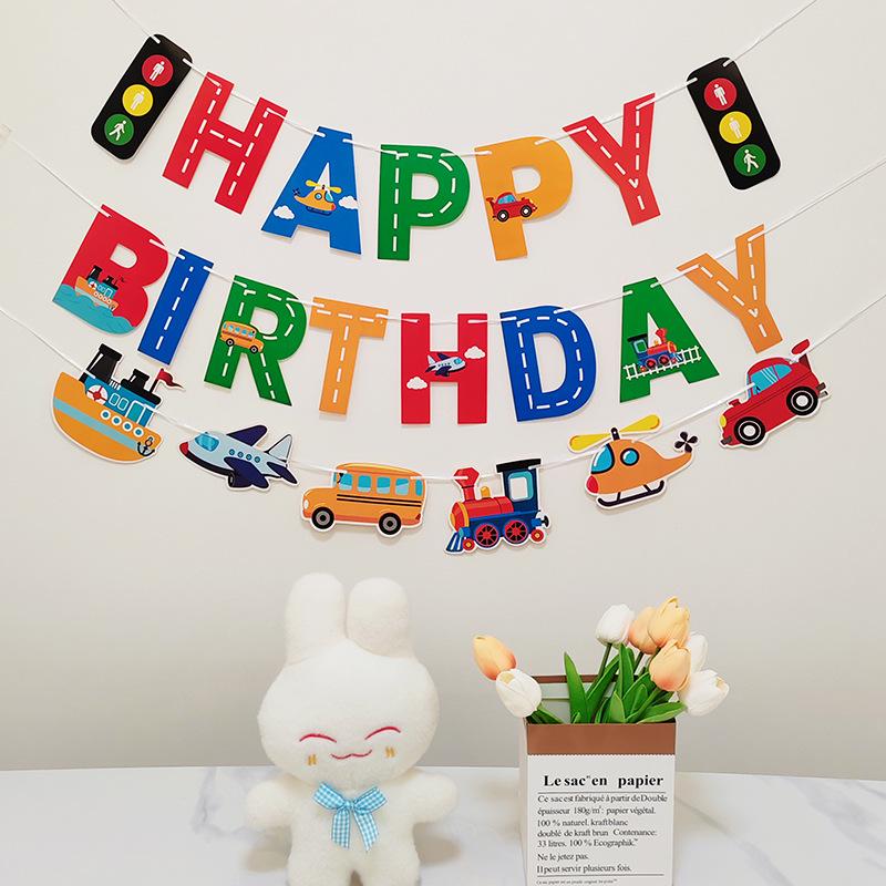 

Красочные флажки «С днем рождения» для фотосессии на первый день рождения ребенка