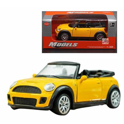 Mini modello di auto pressofuso in lega di metallo in scala 1/32 con mini giocattolo automatico per bambini e porta aperta
