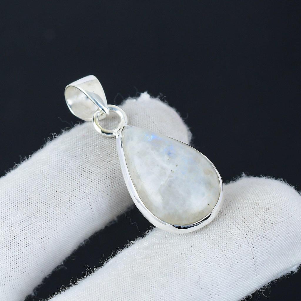 Natural Rainbow Moonstone Gemstone Silver Pendant In 925 Sterling Silver- Handmade Design, Everyday Wear Jewelry, Unique Pendant Wadding Gift