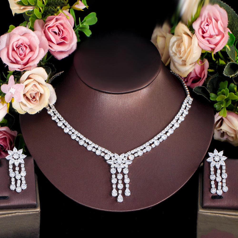 Bright High-End Tassel European Dinner Dress Collarbone Chain Set Bridal Zircon Necklace Earring Set
