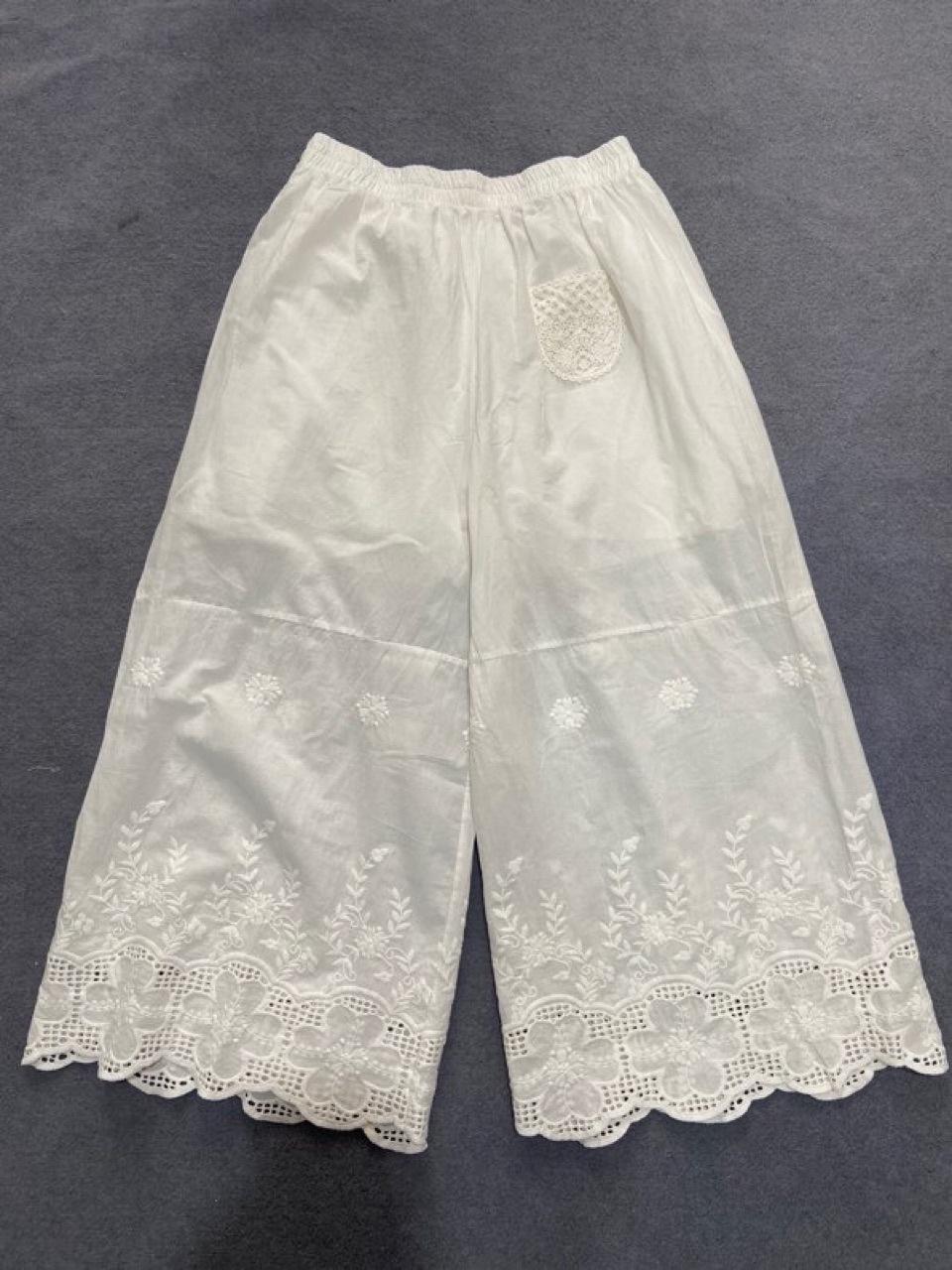 

Johnature летние повседневные женские широкие брюки Mori с эластичной резинкой на талии и кружевом свободные однотонные женские брюки до щиколотки One Size белый