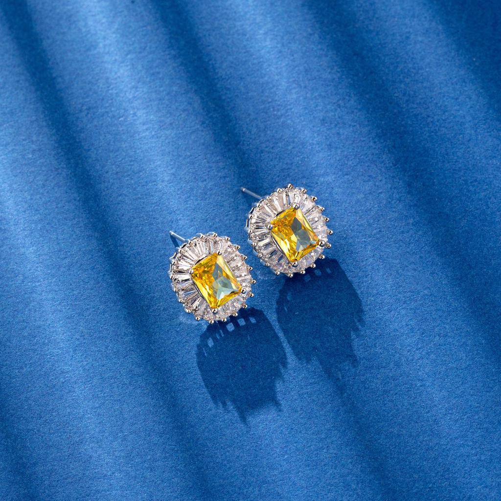 S925 Zircon Cube Stud Earrings: Luxurious, Trendy, Classic Ear Jewelry