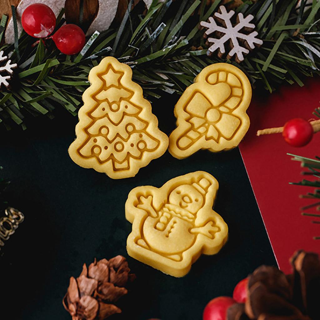 Christmas Cookie Molds Christmas Patterned Cookie Cutters Easy To Use Baking Tools Baking Molds Great for Festive Treats