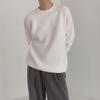Men's Korean Style Round Neck Solid Color Sweater - High-End & Trendy Autumn/Winter Casual Pullover