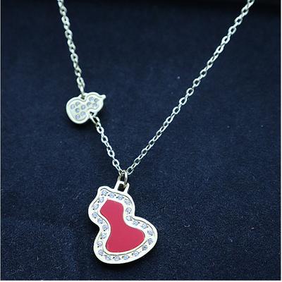 New Gourd Necklace with Diamonds and Light Luxury Fritillaria Niche Versatile Collarbone Chain Pendant