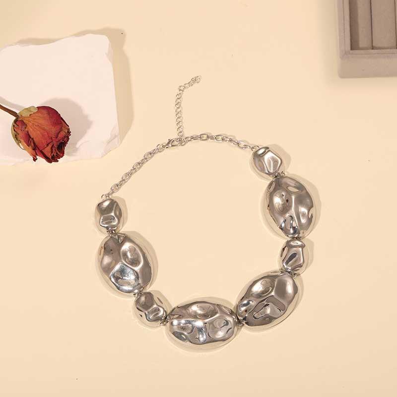 European and American jewelry metal wind heavy industry exaggerated hip-hop necklace autumn and winter high-end sense personalized jewelry item