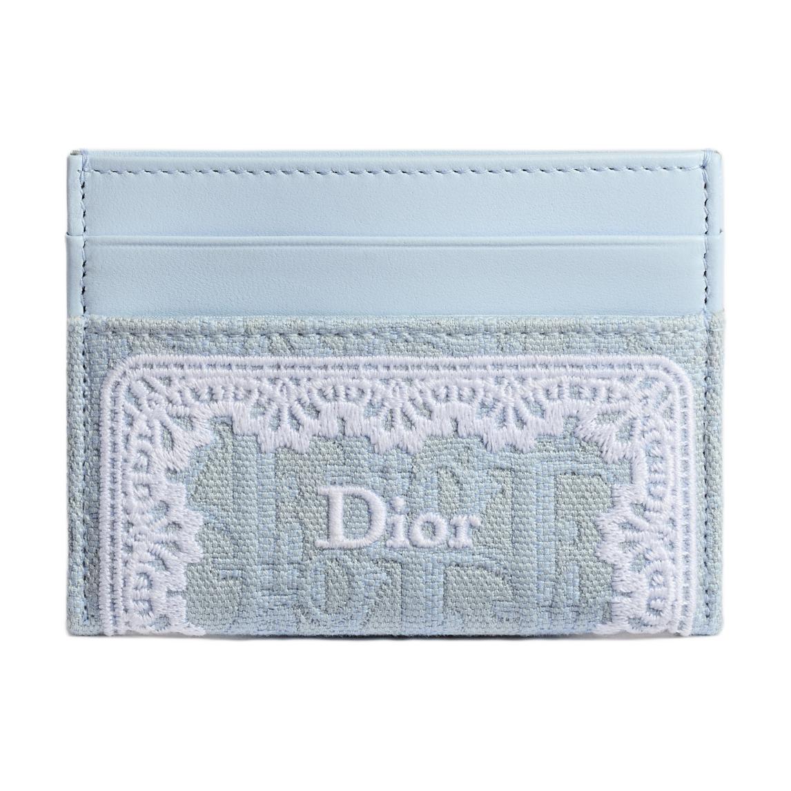 

Dior Oblique Freesia Letter Embroidery White Lace Detail Cotton Blend Calfskin Card Holder Women accessories Light-Blue S2400PUKL-M259 Shopping Bag Set(Basic Set+Shopping Bag)