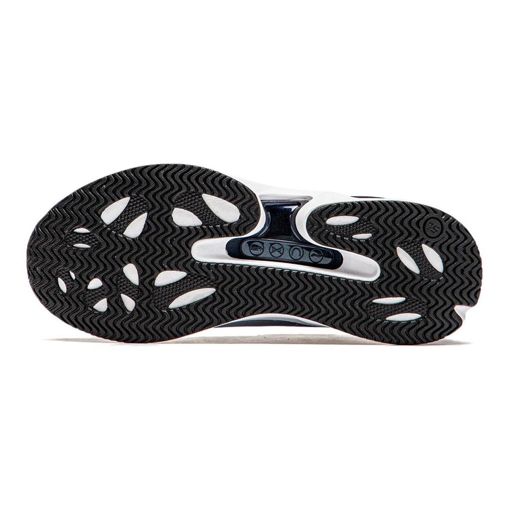 Li Ning Kids Qiang Yue Comfortable Versatile Shock Absorbing Durable Low Top Running Shoes Kids Running Shoes Black White YKCU026-5